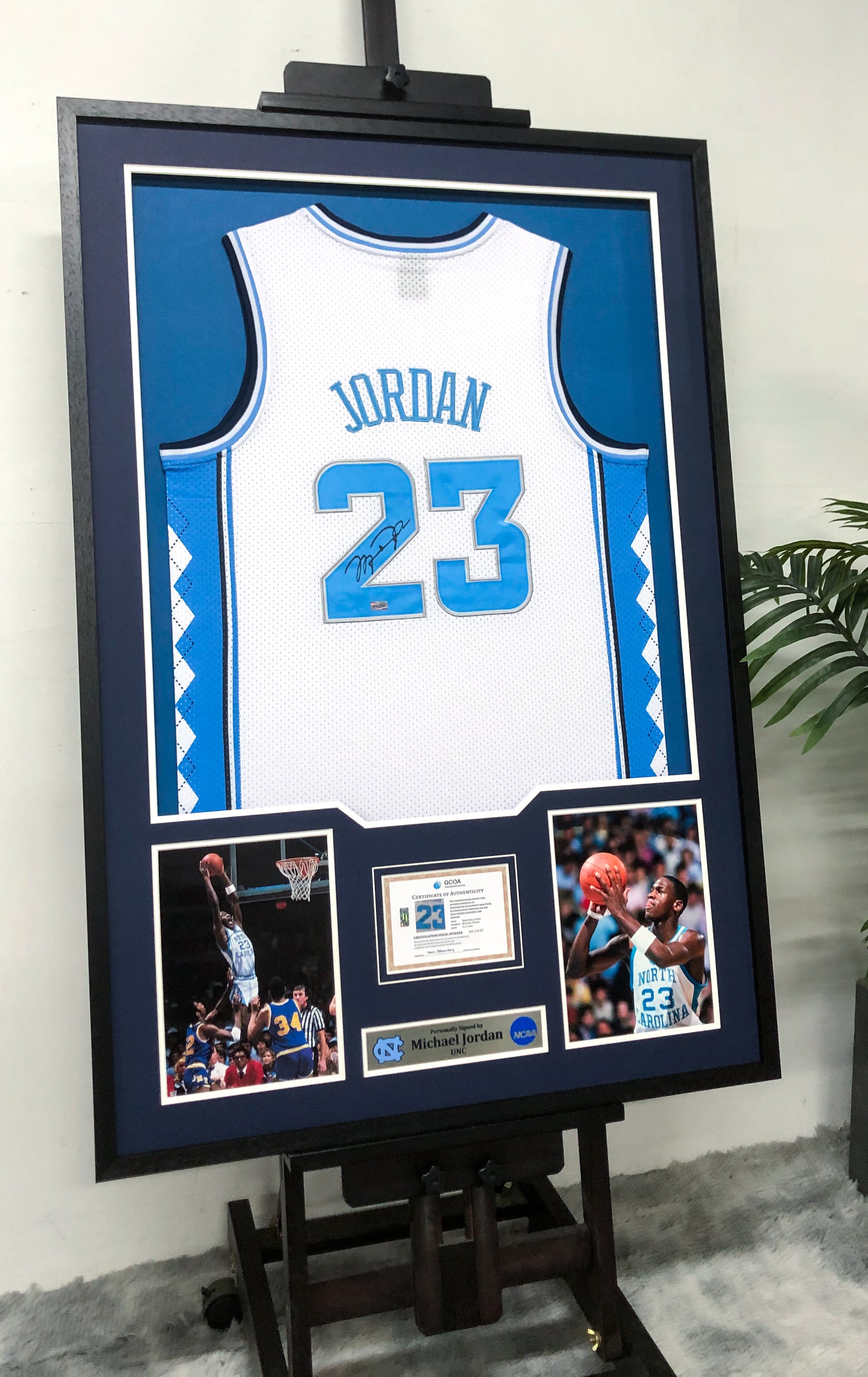 North Carolina Michael Jordan Autographed Jersey with Standard Design Framed 00024