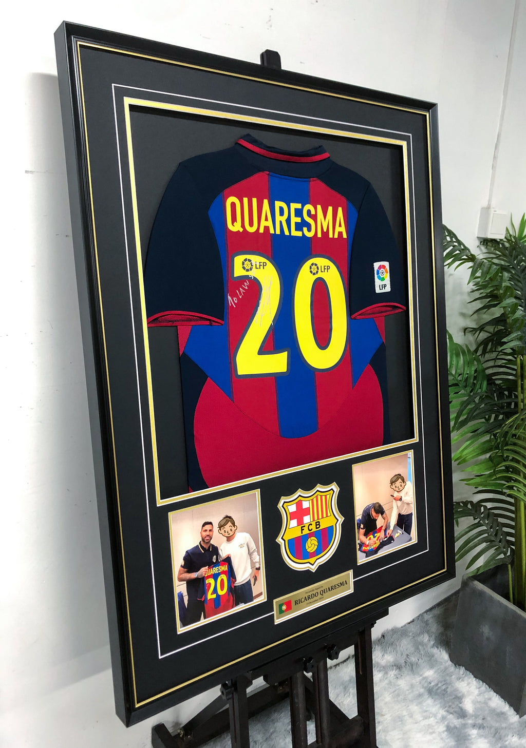 FC Barcelona Ricardo Quaresma Autographed Jersey with Personalized Custom Design Framed 000052