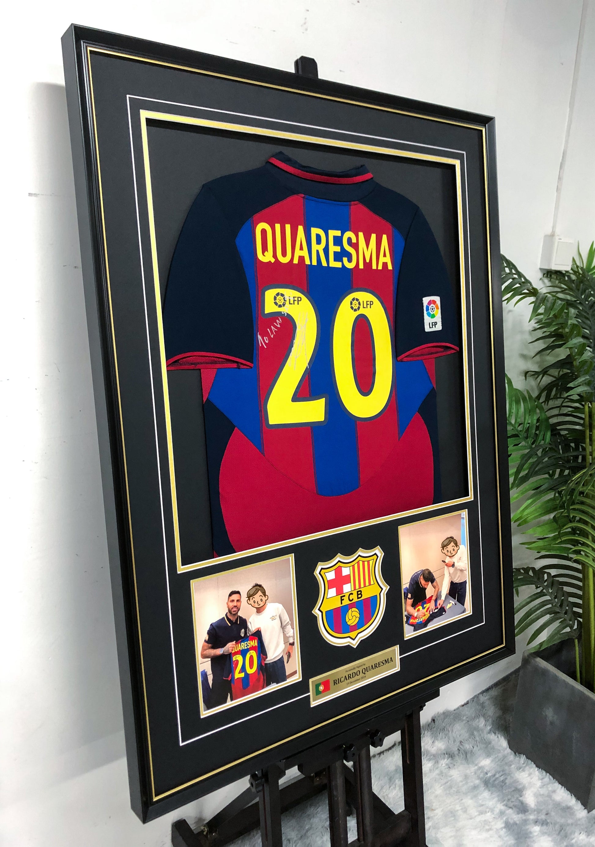 FC Barcelona Ricardo Quaresma Autographed Jersey with Personalized Custom Design Framed 000052