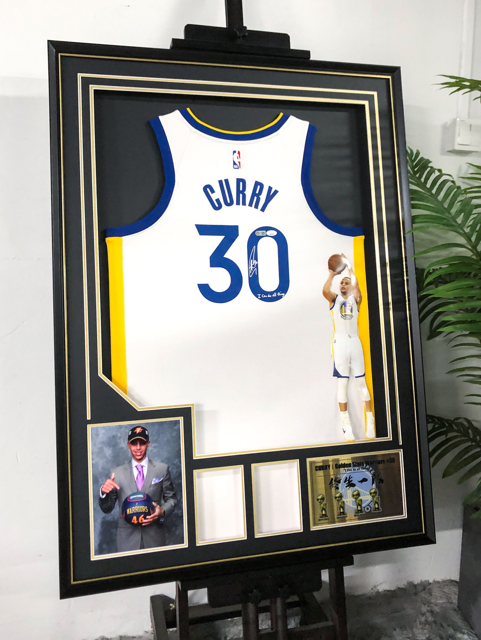 Golden State Warriors Stephen Curry Autographed Jersey with Personalized Custom Design Framed 000053