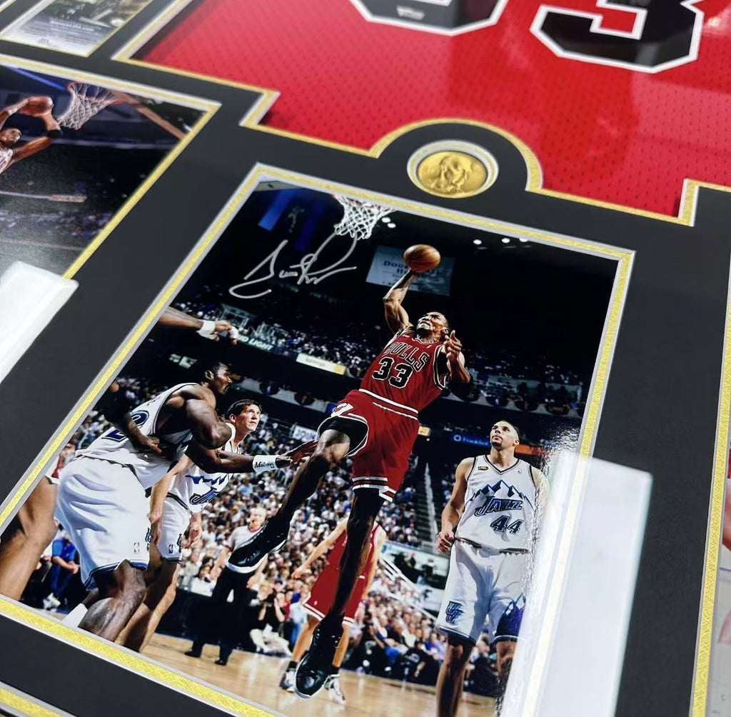 Chicago Bulls Scottie Pippen Autographed Jersey with Personalized Custom Design Framed 00001