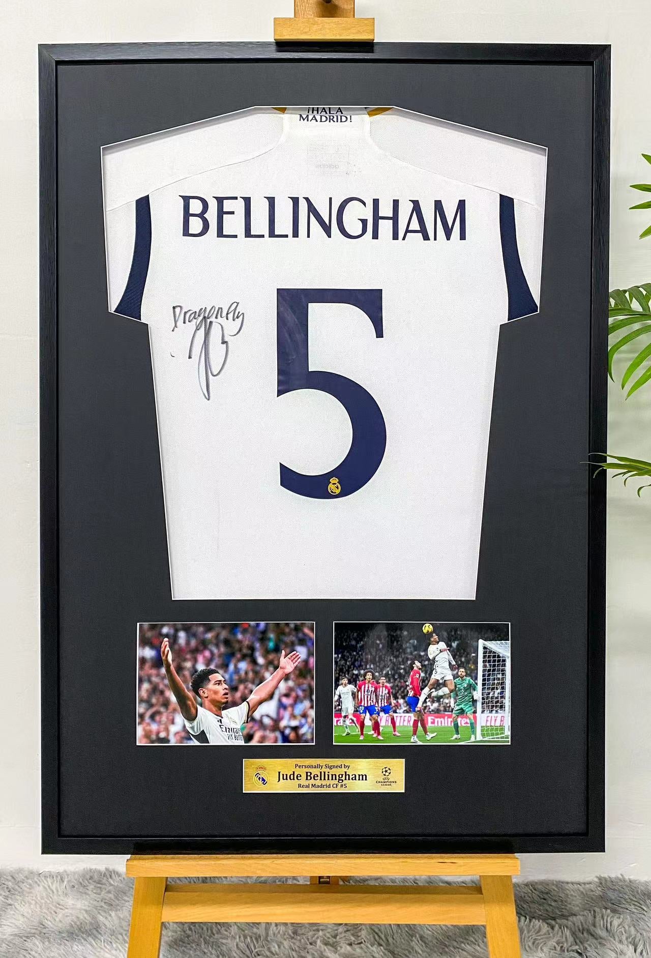 Real Madrid Club Jude Bellingham Autographed Jersey with Personalized Custom Design Framed 000024