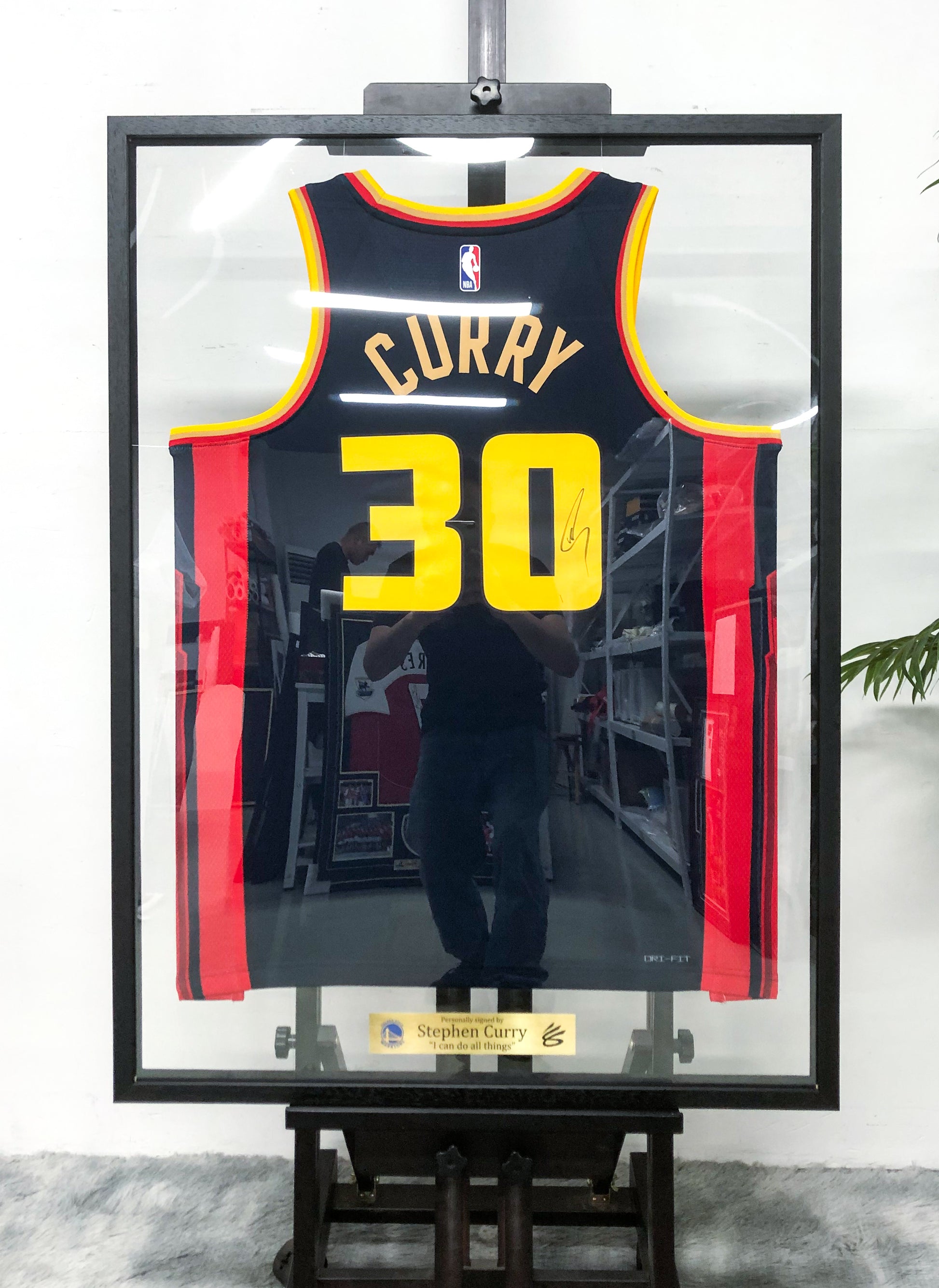 Golden State Warriors Stephen Curry Autographed Jersey with Personalized Custom Design Framed 000046