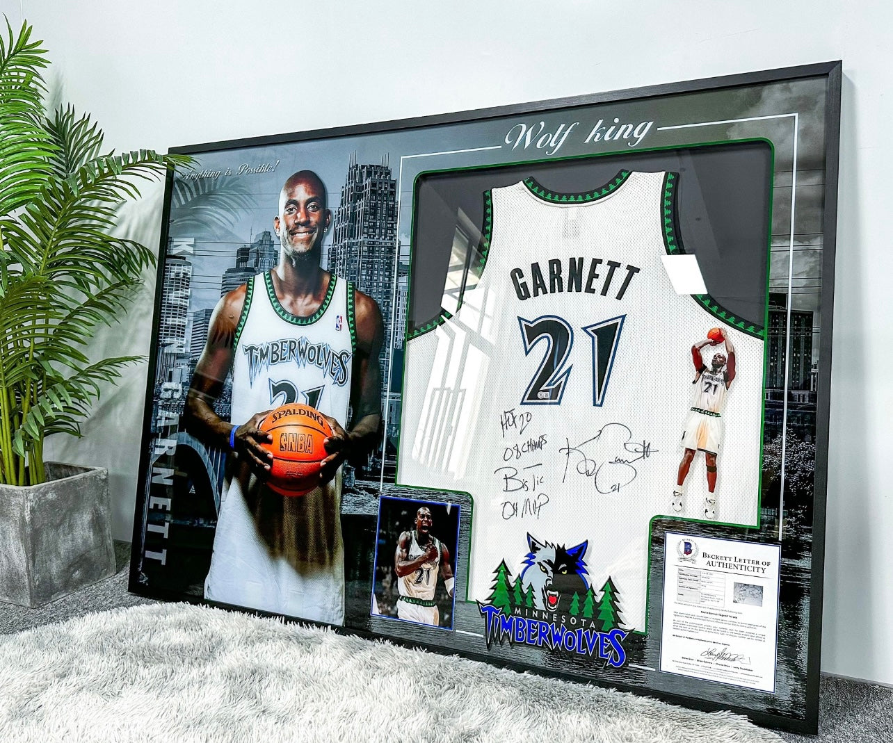 Minnesota Timberwolves Kevin Garnett Autographed Jersey with Personalized Custom Design Framed 00001