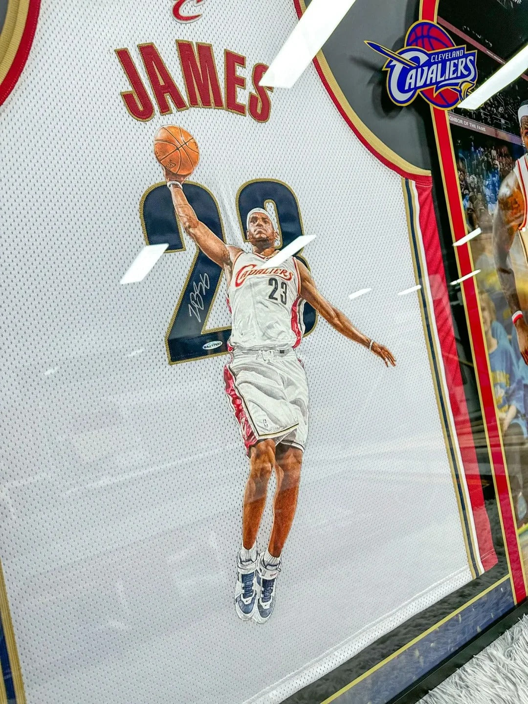 Cleveland Cavaliers LeBron James Autographed Jersey with Personalized Custom Design Framed 00004
