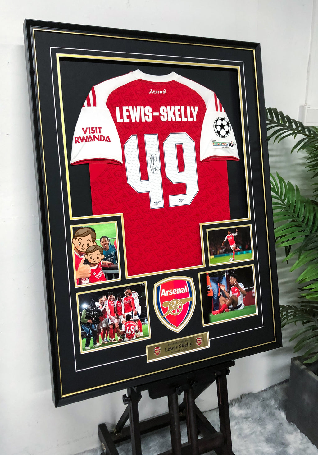 The Arsenal Lewis Skelly Football Club Autographed Jersey with Personalized Custom Design Framed 00043