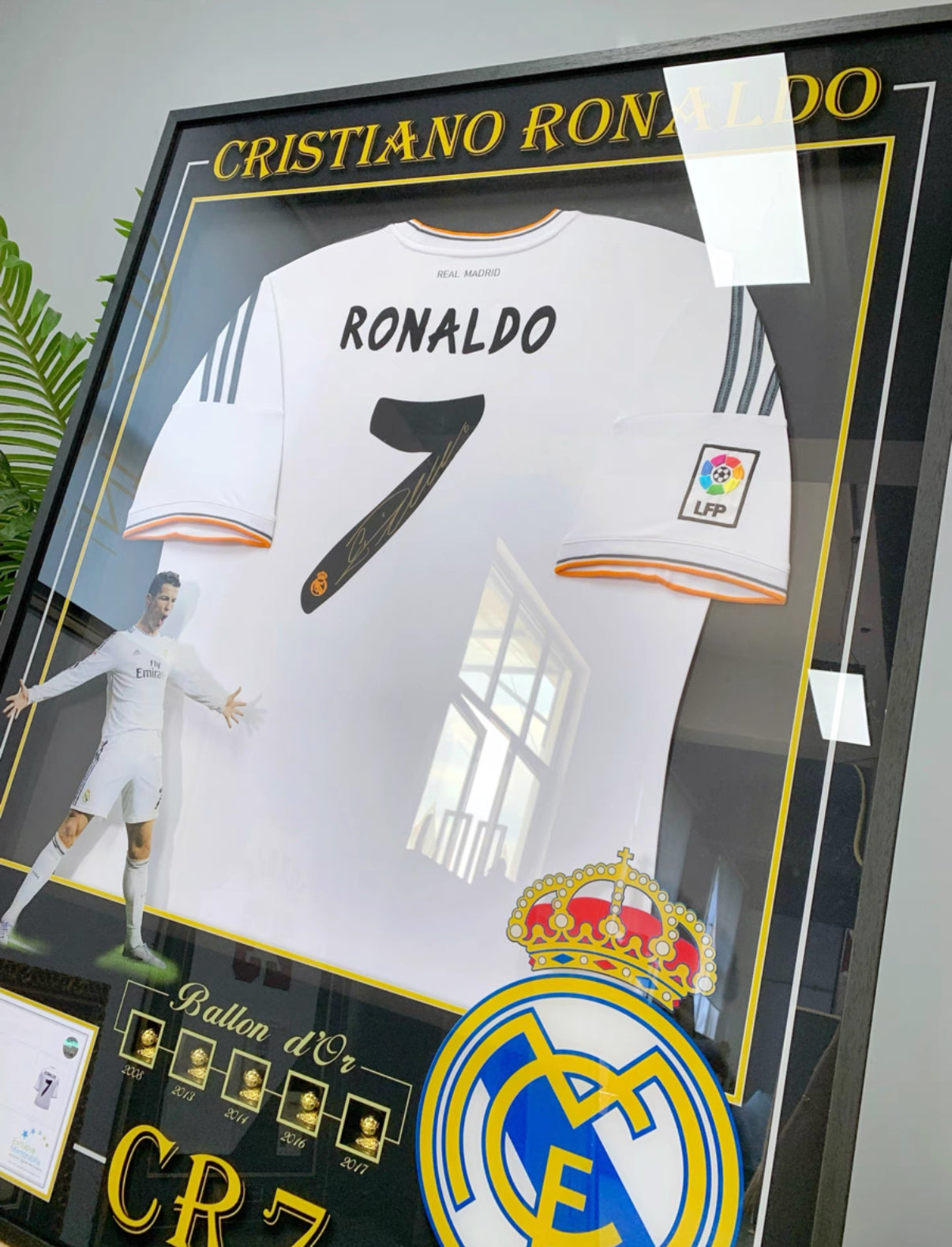 Real Madrid CF Cristiano Ronaldo Autographed Jersey with Personalized Custom Design Framed 000030