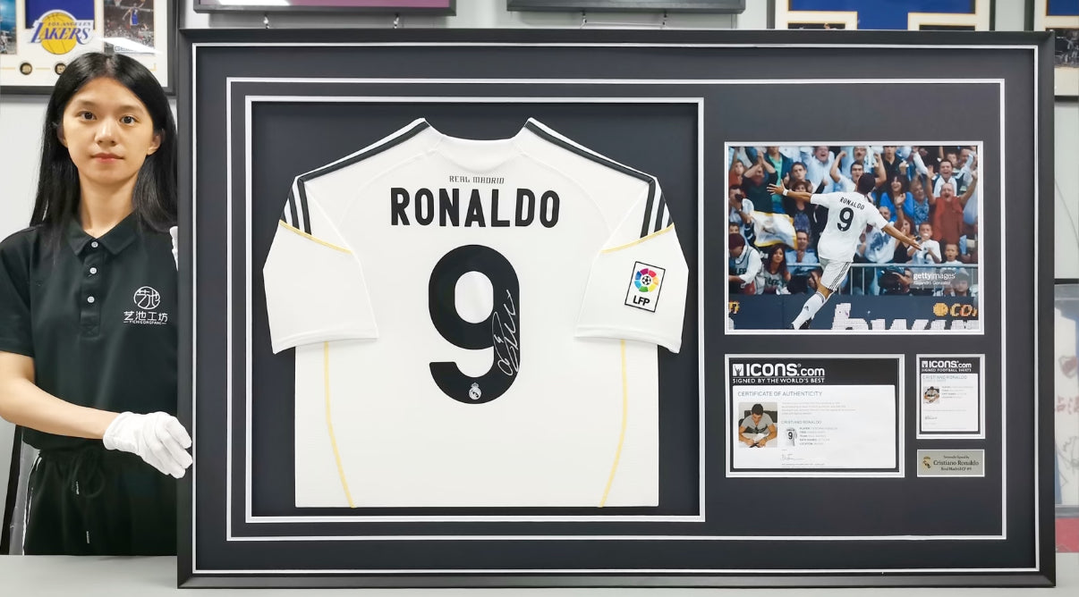 Real Madrid CF Cristiano Ronaldo Autographed Jersey with Personalized Custom Design Framed 000050