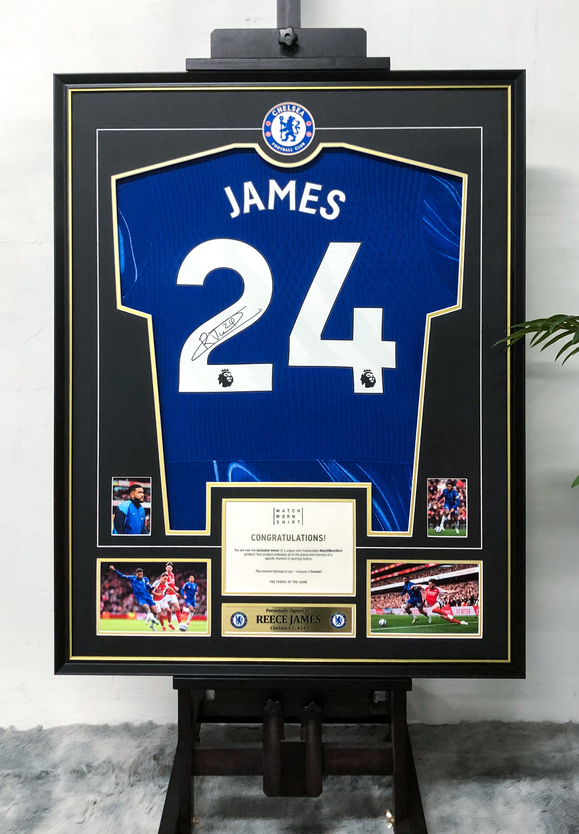 Chelsea FC  Reece Jamer Autographed Jersey with Classic Design Framed 00014