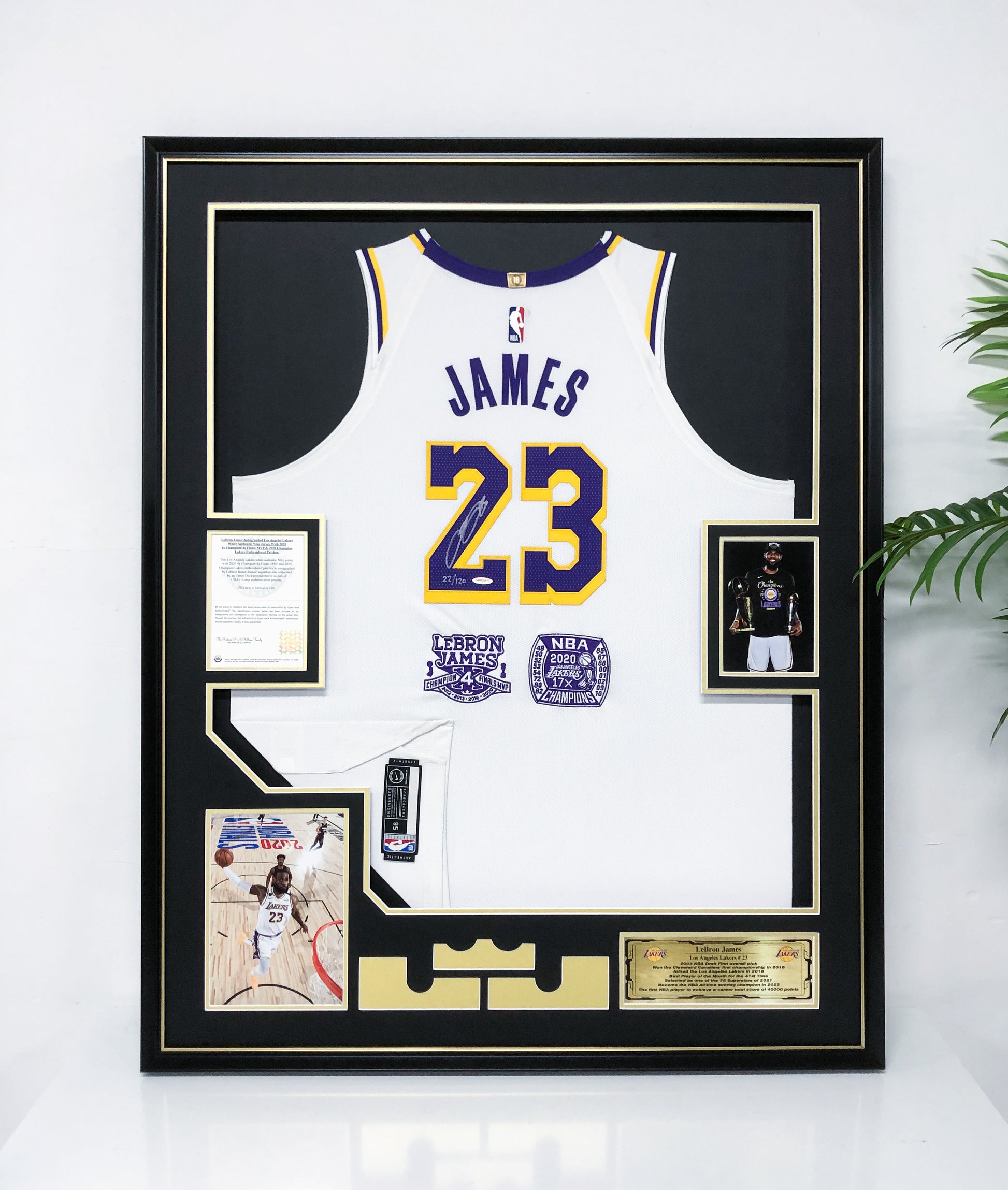 Los Angeles Lakers LeBron James Autographed Jersey with Personalized Custom Design Framed 000021