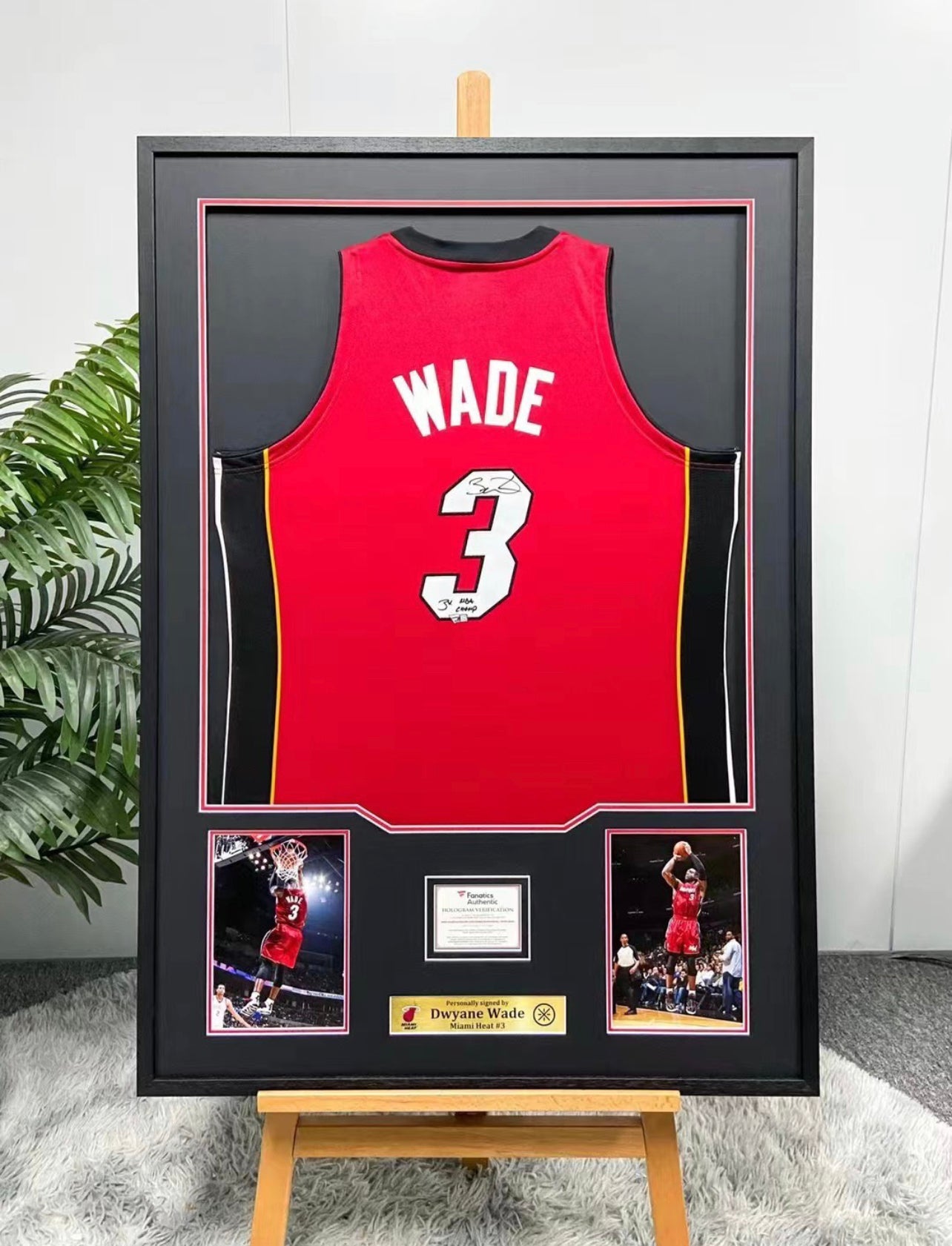 Miami Heat Dwyane Wade Autographed Jersey with Personalized Custom Design Framed 00010