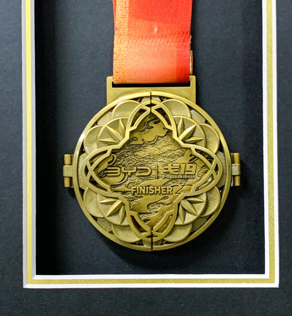 Sportswear custom framing 000146