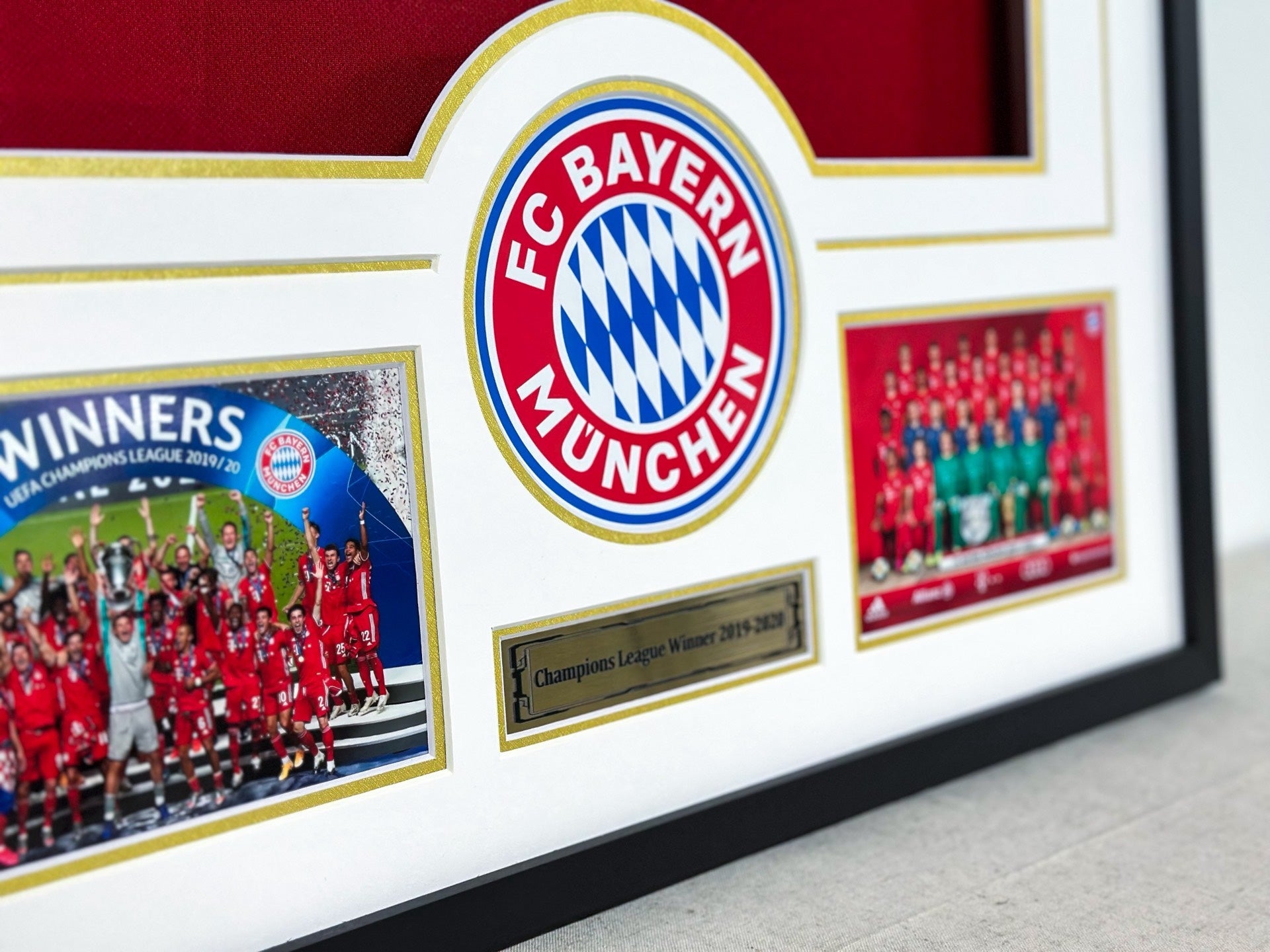 FC Bayern Munich Thomas Müller Autographed Jersey with Personalized Custom Design Framed 00008