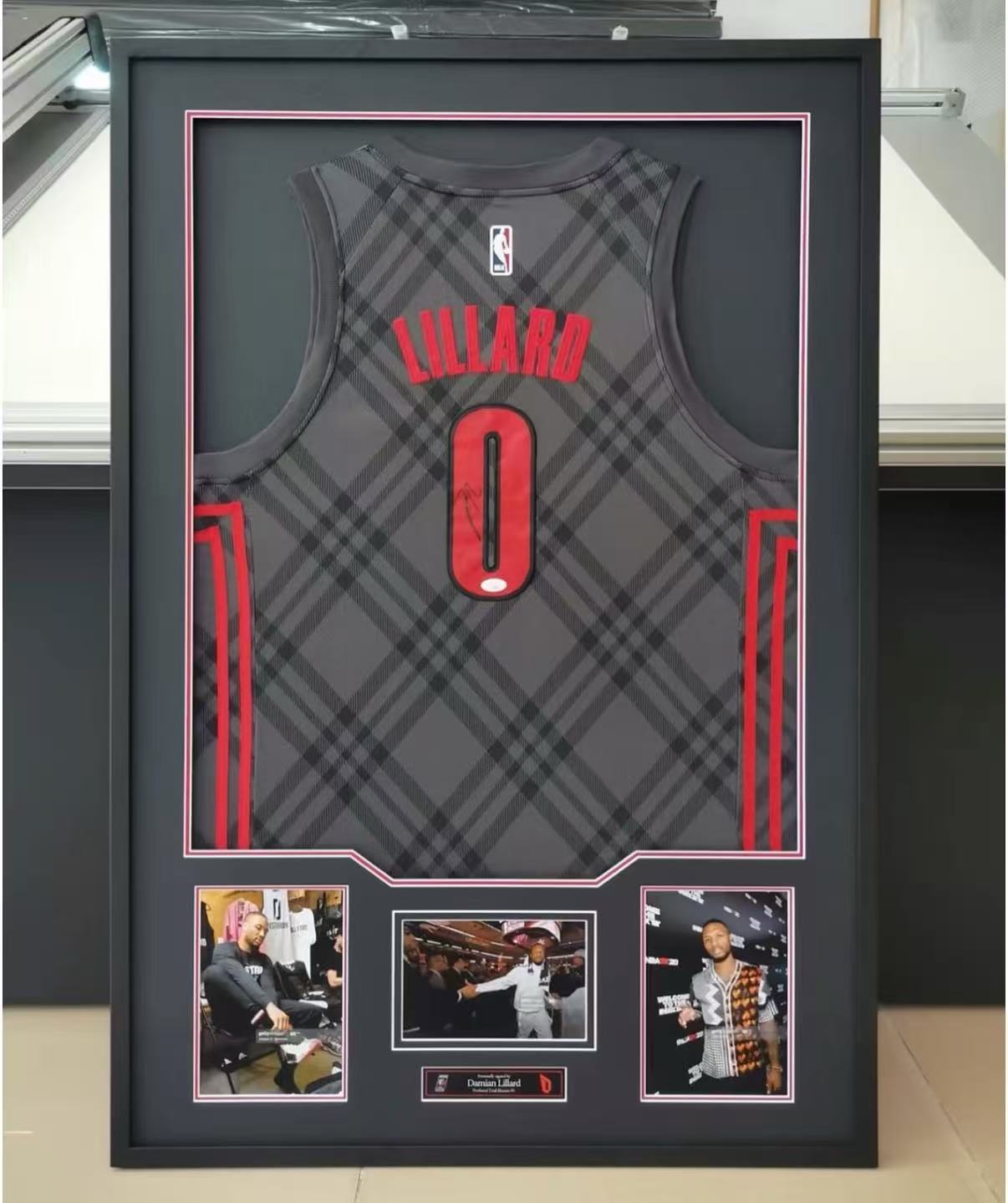 Trail Blazers Damian Lillard Autographed Jersey with Standard Design Framed00001