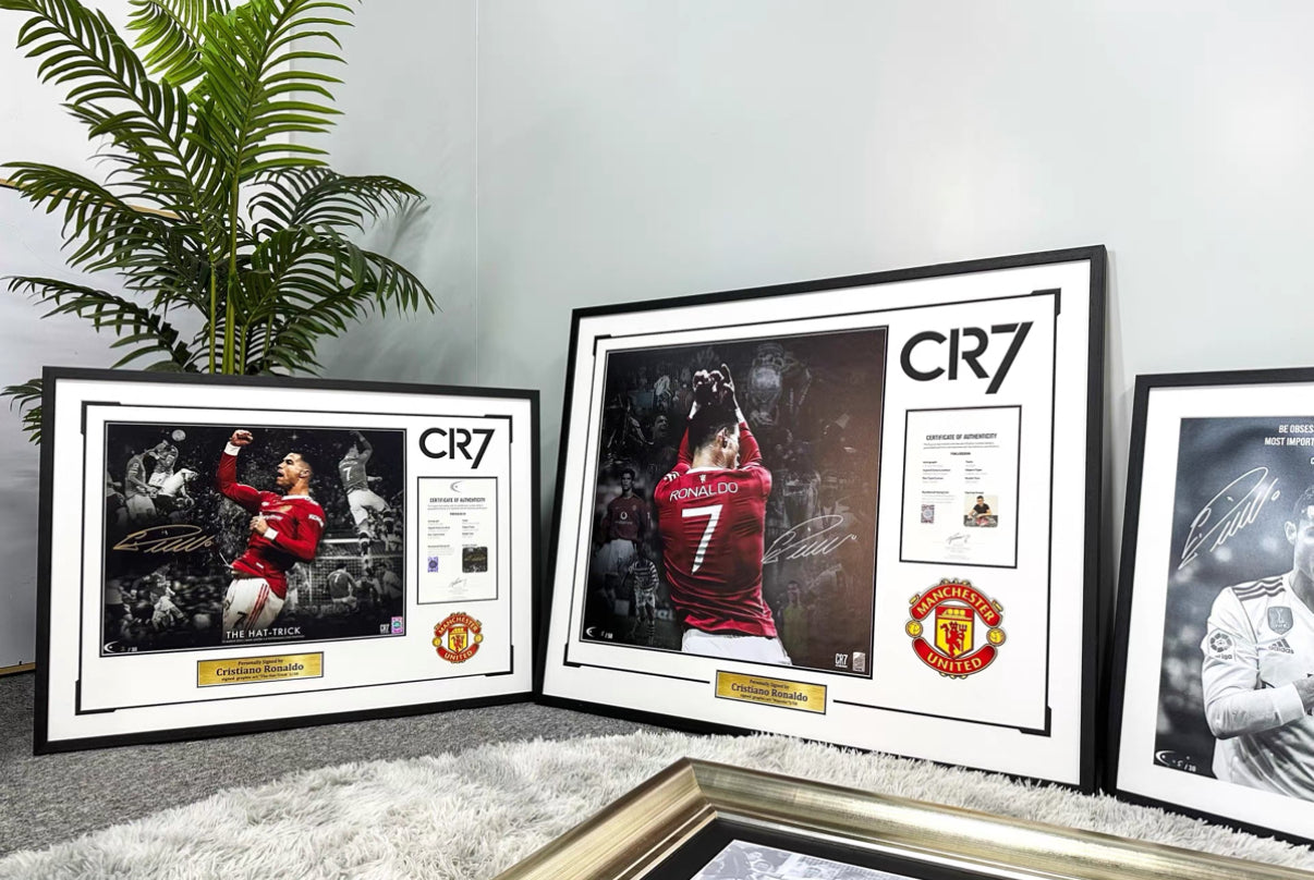 Manchester United Cristiano Ronaldo Poster with Personalized Custom Design Framed 000013