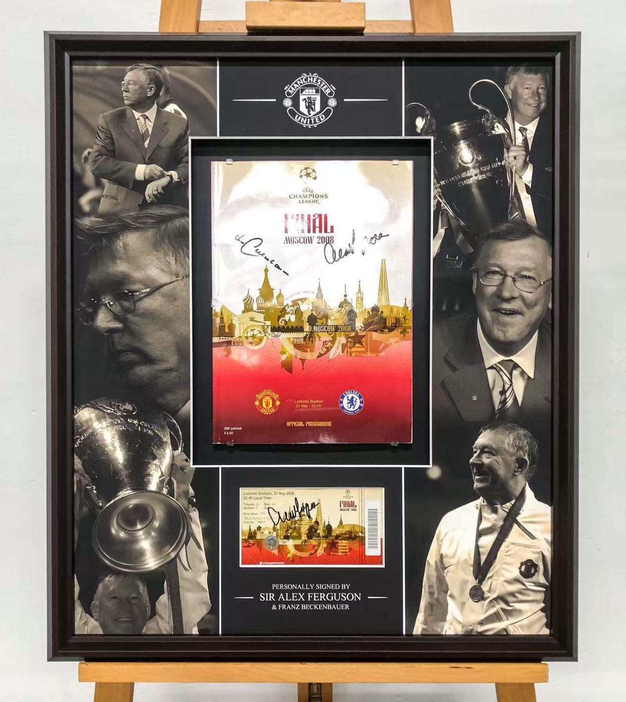 Manchester United Framed Personalized Keepsakes: Magazines, Books, and Emotional Items 000057