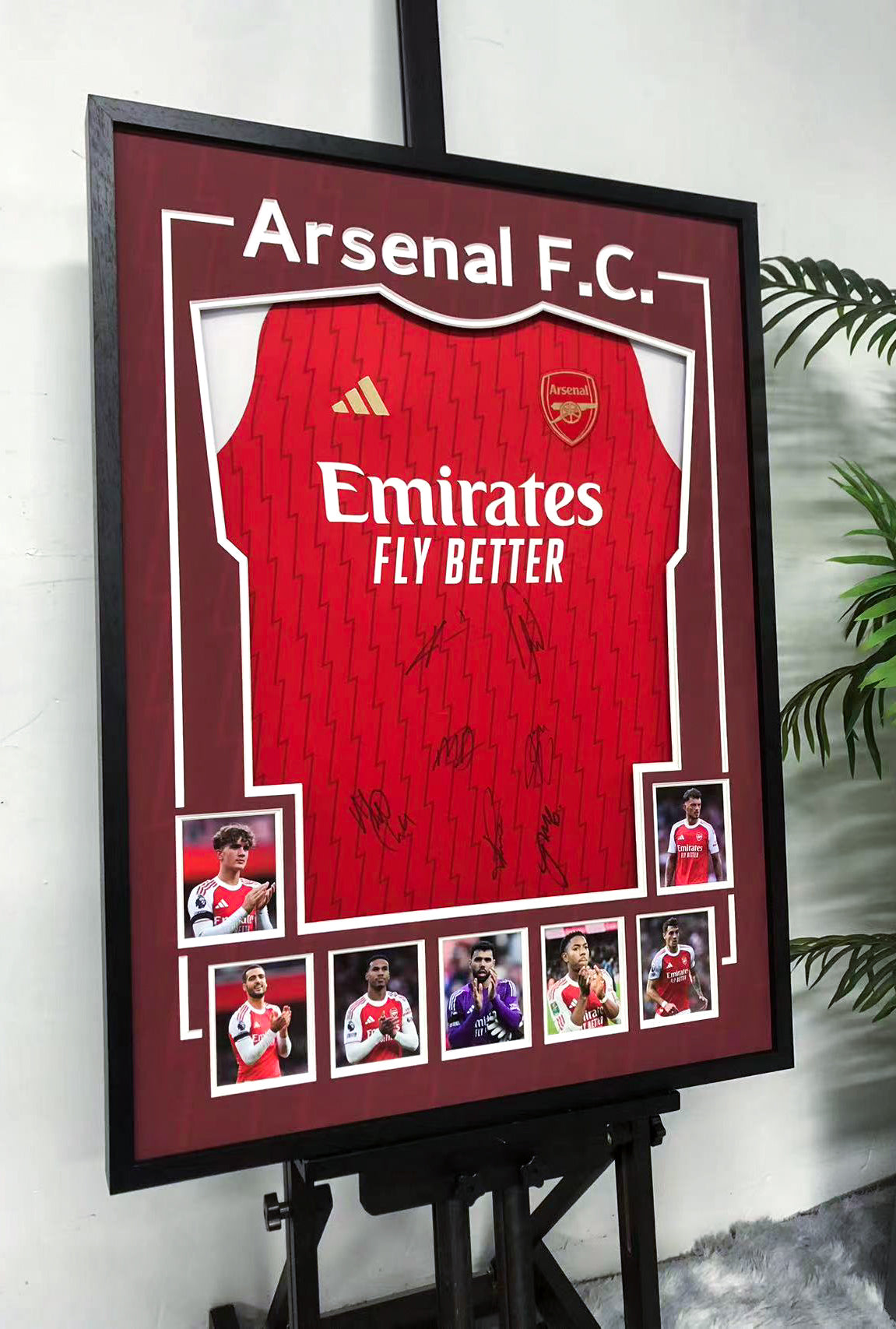 The Arsenal  Football Club Autographed Jersey with Personalized Custom Design Framed 00042