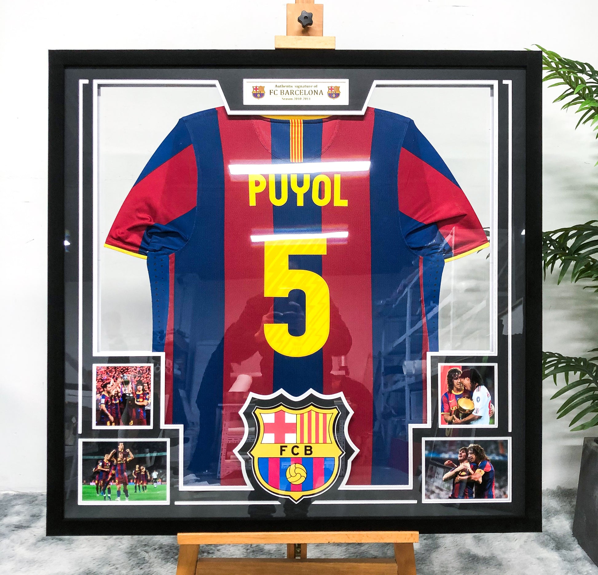 FC Barcelona PUYOL Autographed Jersey with Personalized Custom Design Framed 000017