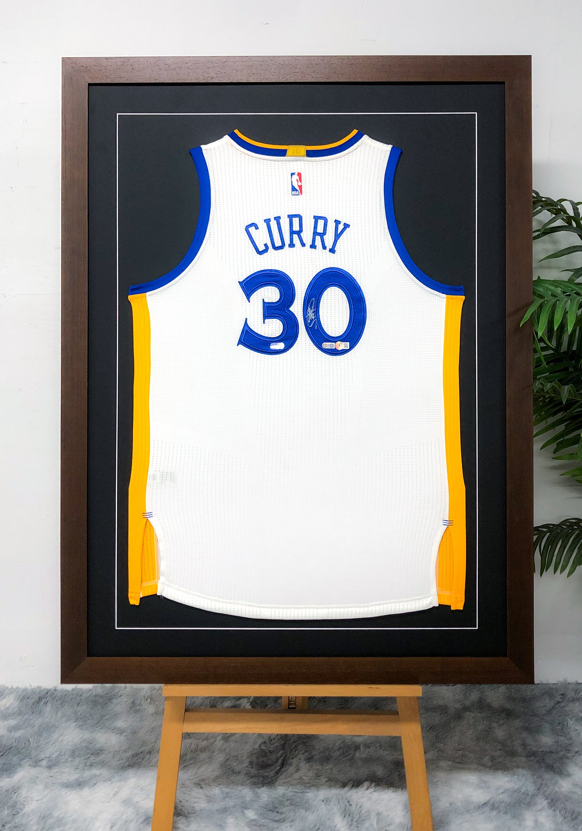 Golden State Warriors Stephen Curry Autographed Jersey with Personalized Custom Design Framed 000058