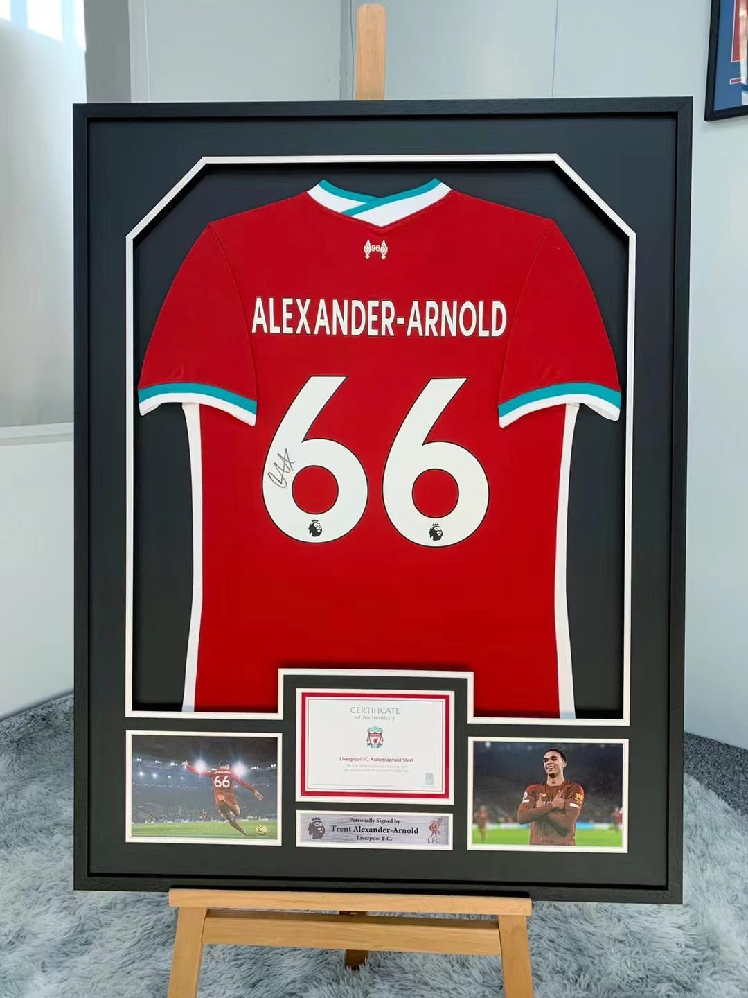 Trent Alexander-Arnold Liverpool Football Club 000052