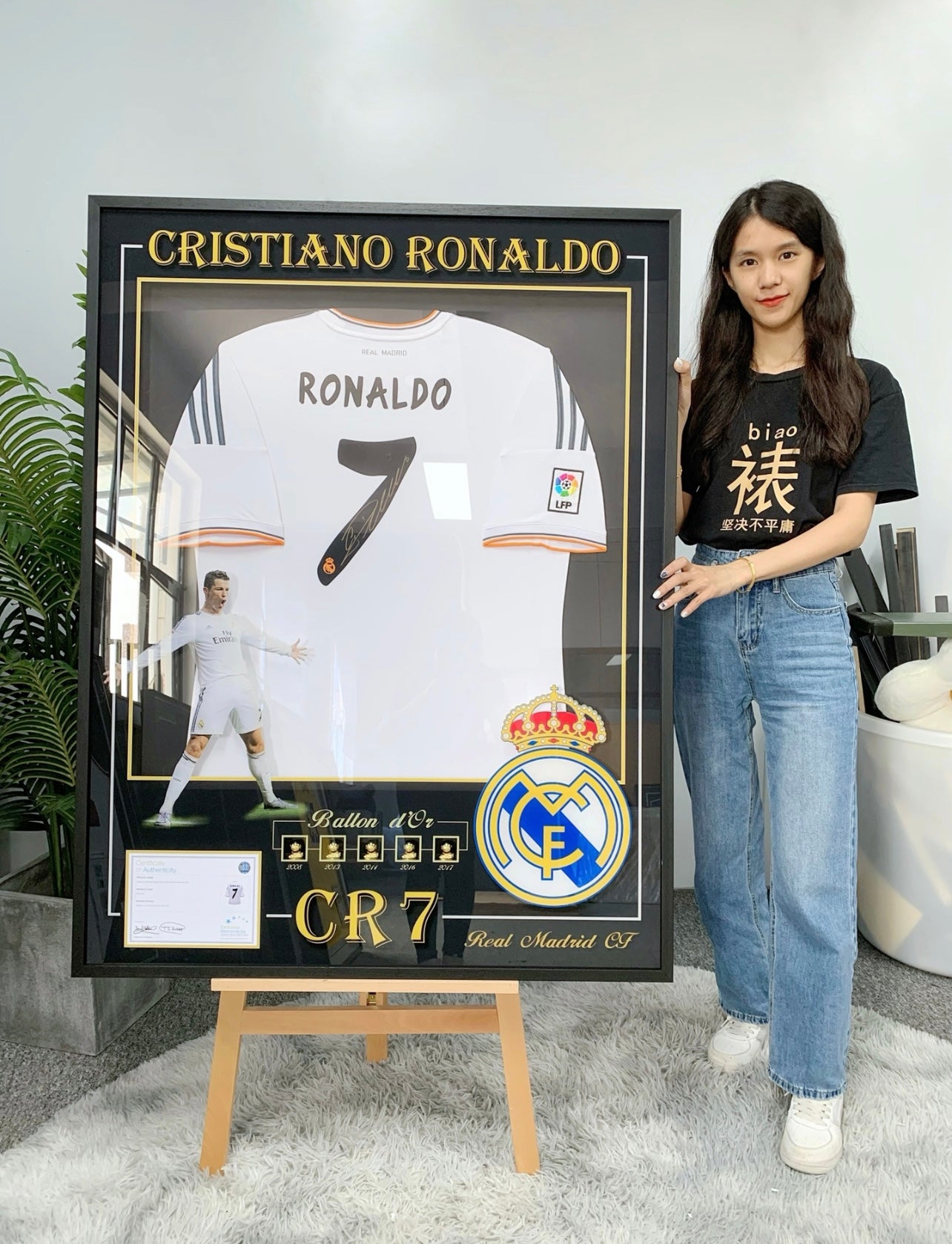 Real Madrid Club Cristiano Ronaldo Autographed Jersey with Personalized Custom Design Framed 000023
