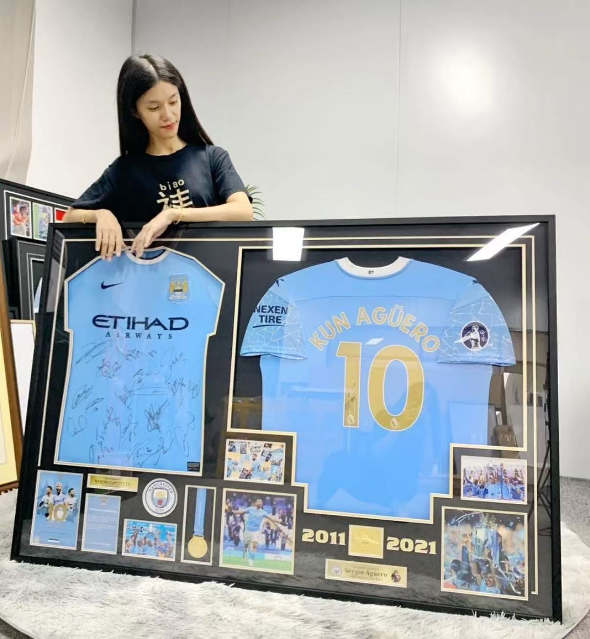 Manchester City FC KUN AGÜERO Jersey combination Autographed Jersey with Personalized Custom Design Framed  000017