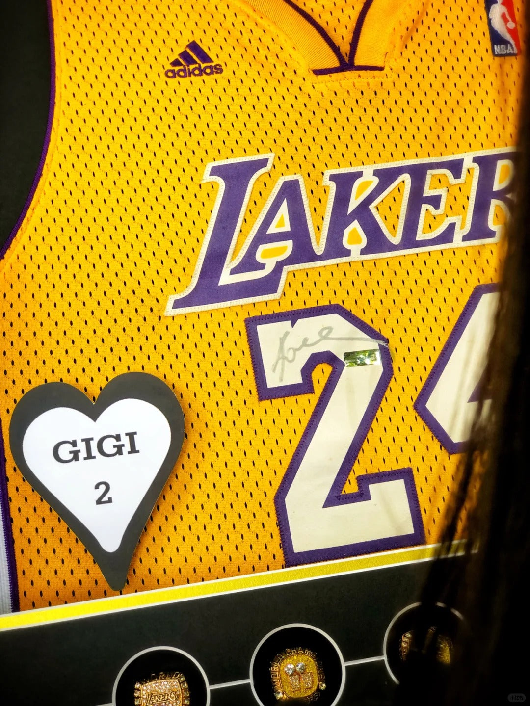 Los Angeles Lakers Kobe Bryant Autographed Jersey with Personalized Custom Design Framed 000044
