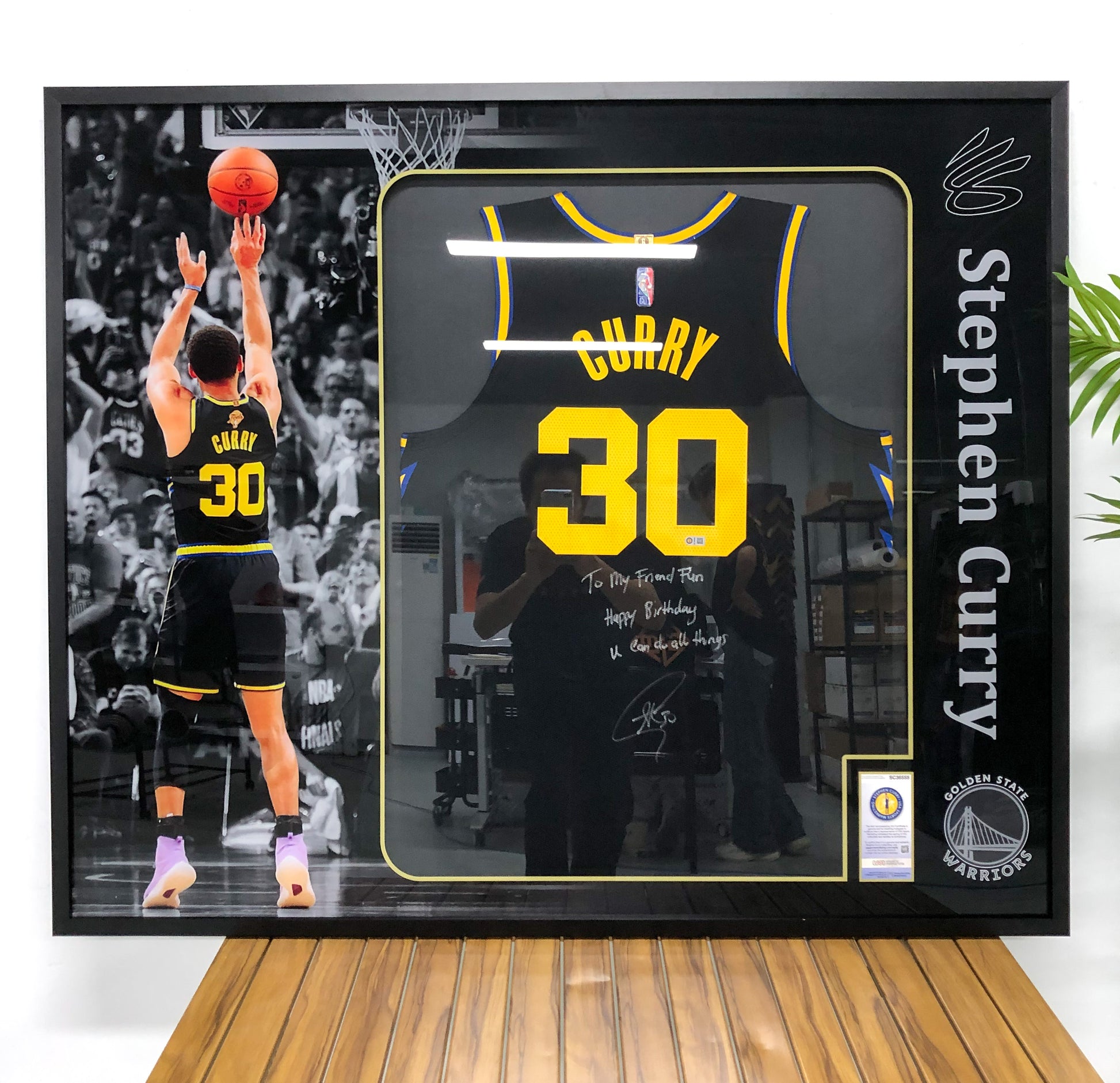 Golden State Warriors Stephen Curry Autographed Jersey with Personalized Custom Design Framed 000033