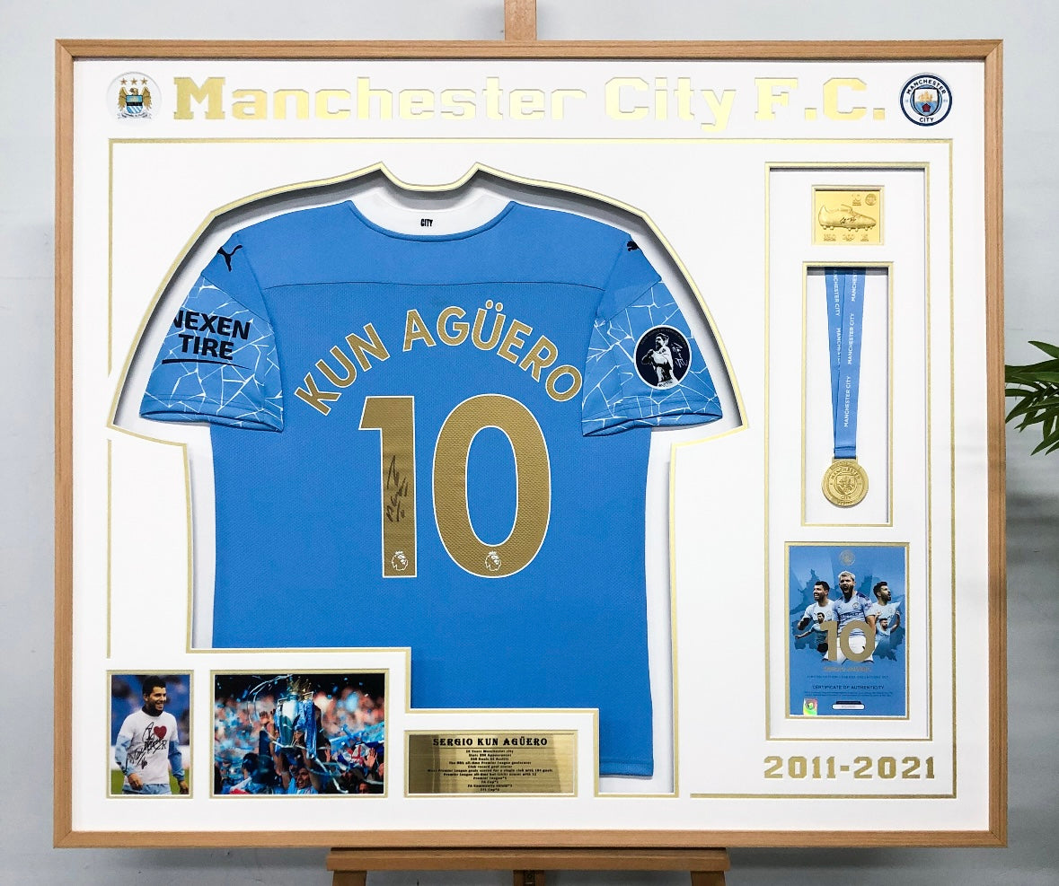 Manchester City FC KUN Agüero Autographed Jersey with Personalized Custom Design Framed 00019