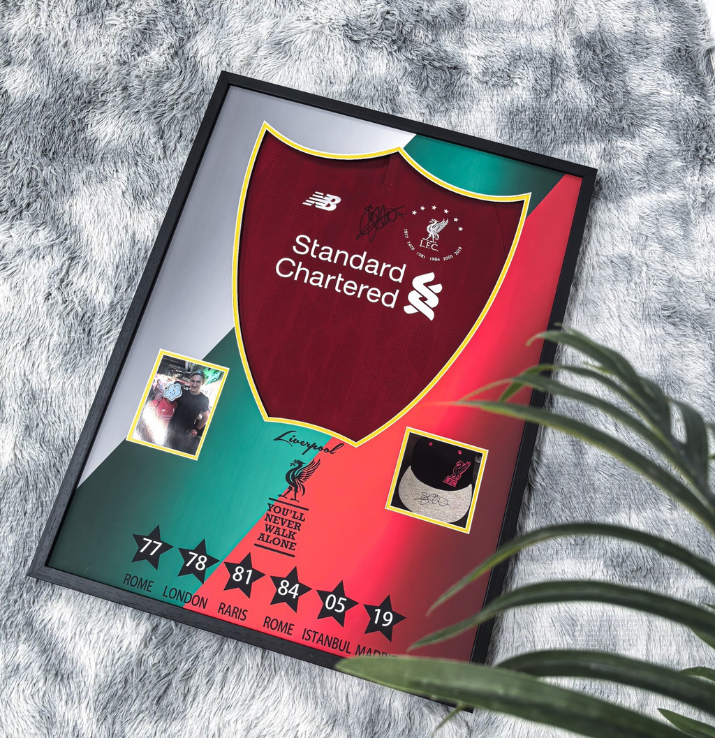 Liverpool FC Football Club Autographed Jersey with Standard Design Framed 000038