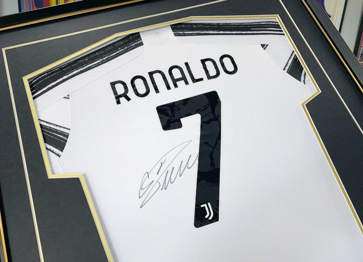 Juventus F.C. Cristiano Ronaldo Autographed Jersey with Classic Design Framed 00009