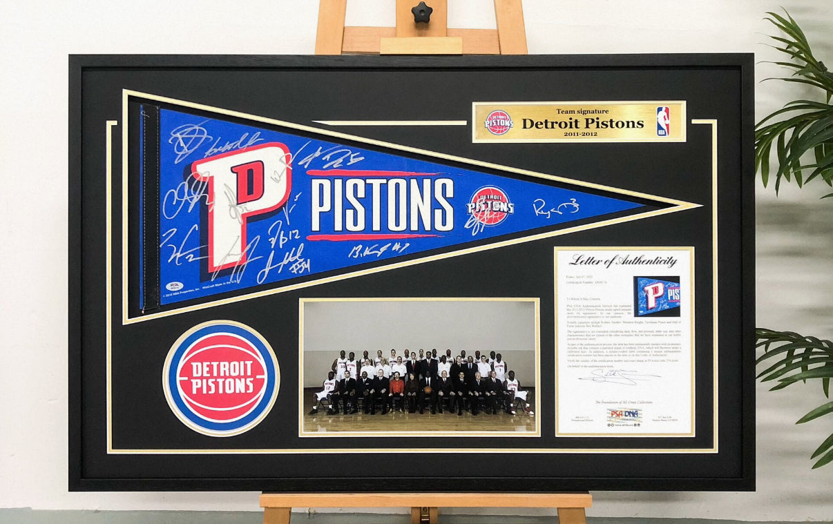 Custom Framed Team Flag 000150