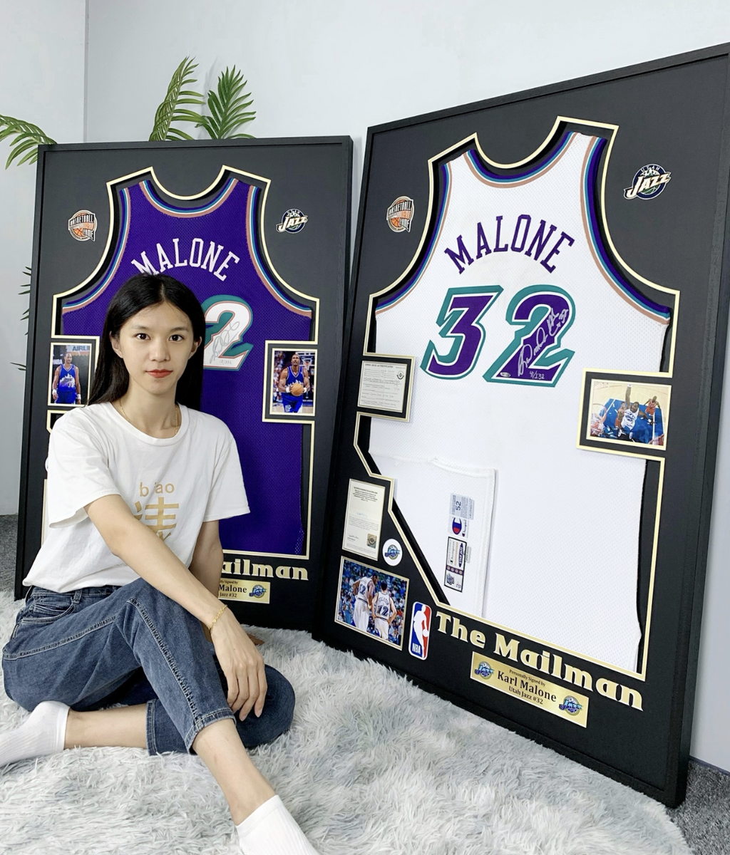 Utah Jazz MALONE Autographed Jersey with Personalized Custom Design Framed 00013