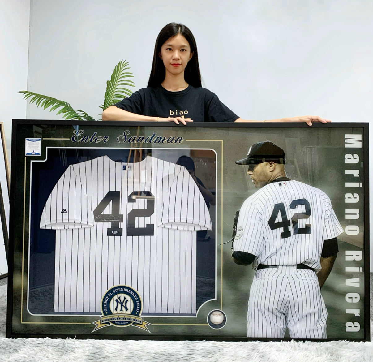 New York Yankees Mariano Rivera baseball uniform Autographed Jersey with Personalized Custom Design Framed 00004