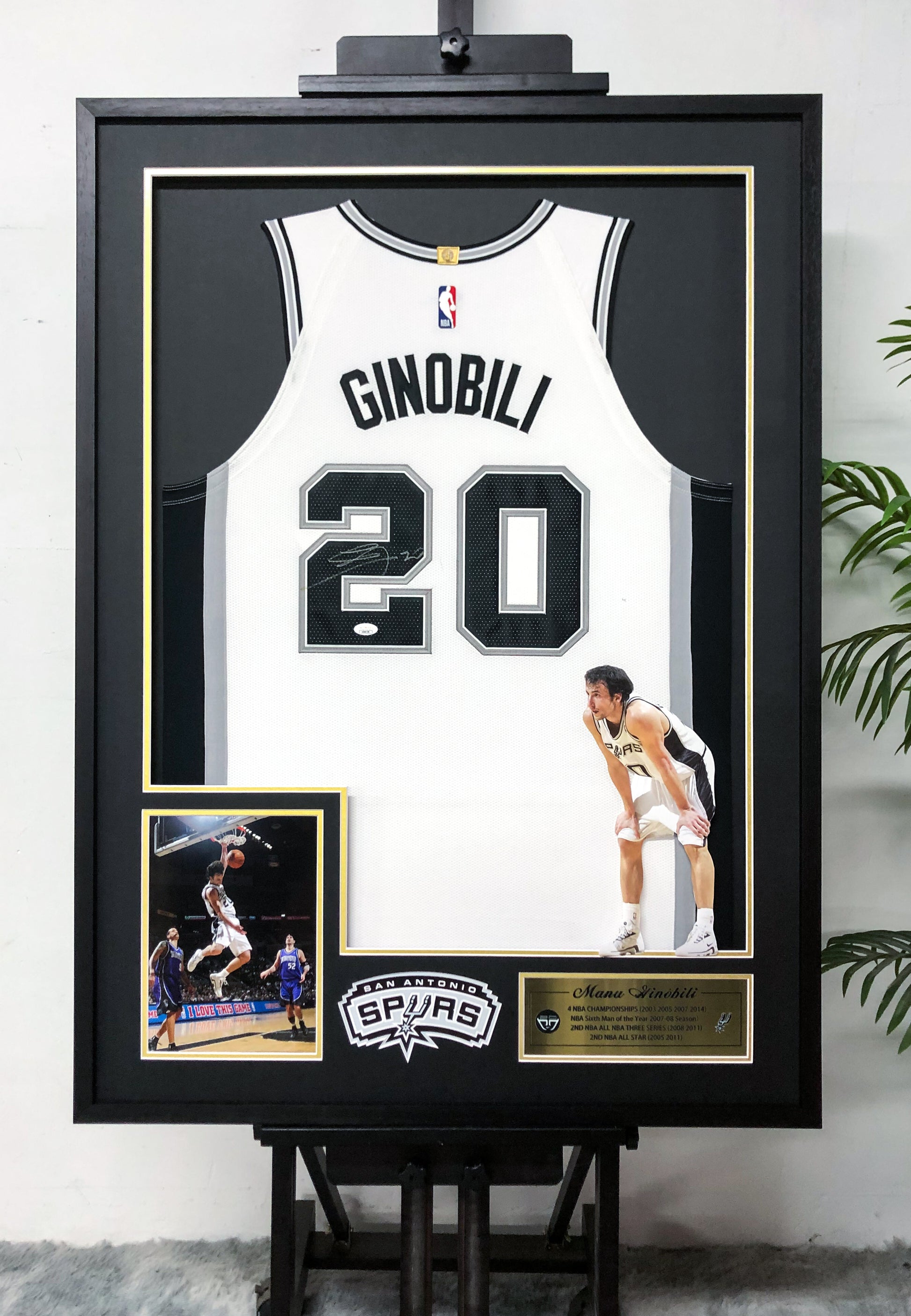 San Antonio Spurs Manu Ginóbili Autographed Jersey with Personalized Custom Design Framed 00004