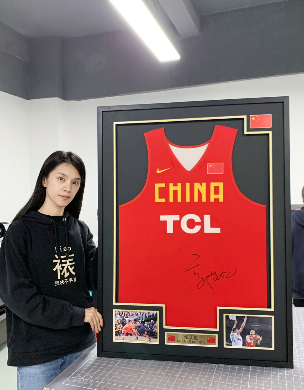 Basketball uniform Sentimental Item with Personalized Custom Design Framed 000184