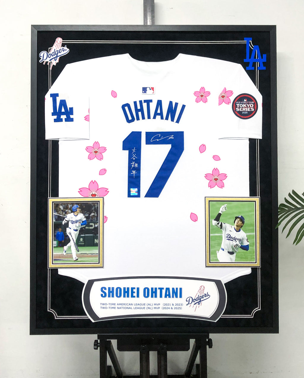 Shohei Ohtani Dodgers Jersey Framing 00024