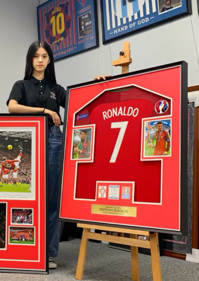 Portugal Cristiano Ronaldo Autographed Jersey with Personalized Custom Design Framed 000012