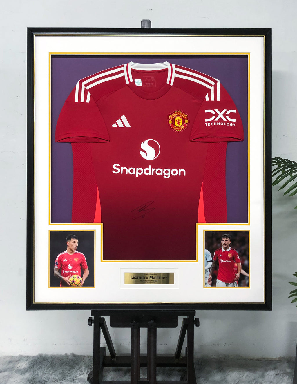 Lisandro Martínez Manchester United 00093