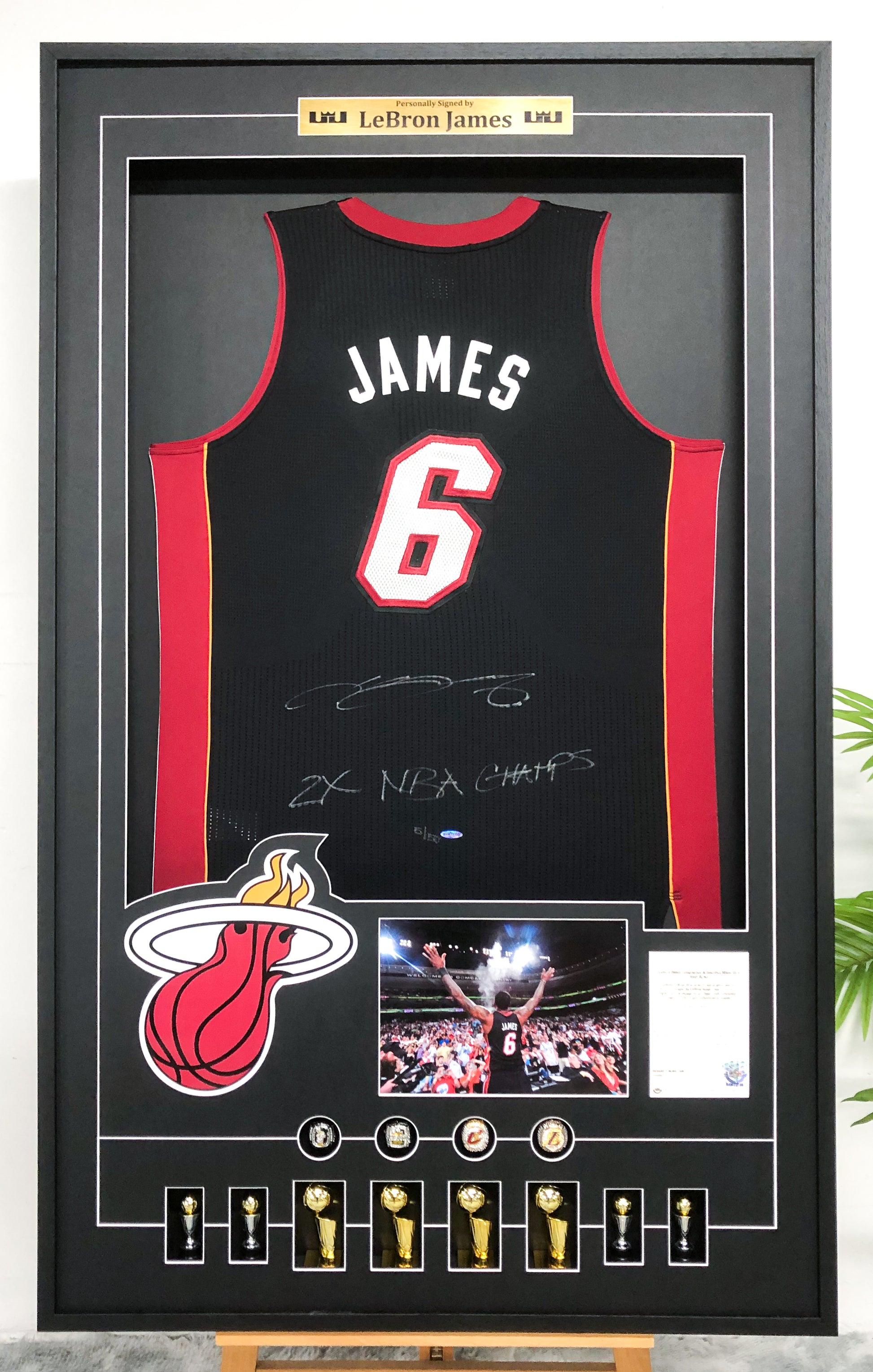 Miami Heat LeBron James Autographed Jersey with Personalized Custom Design Framed 000023