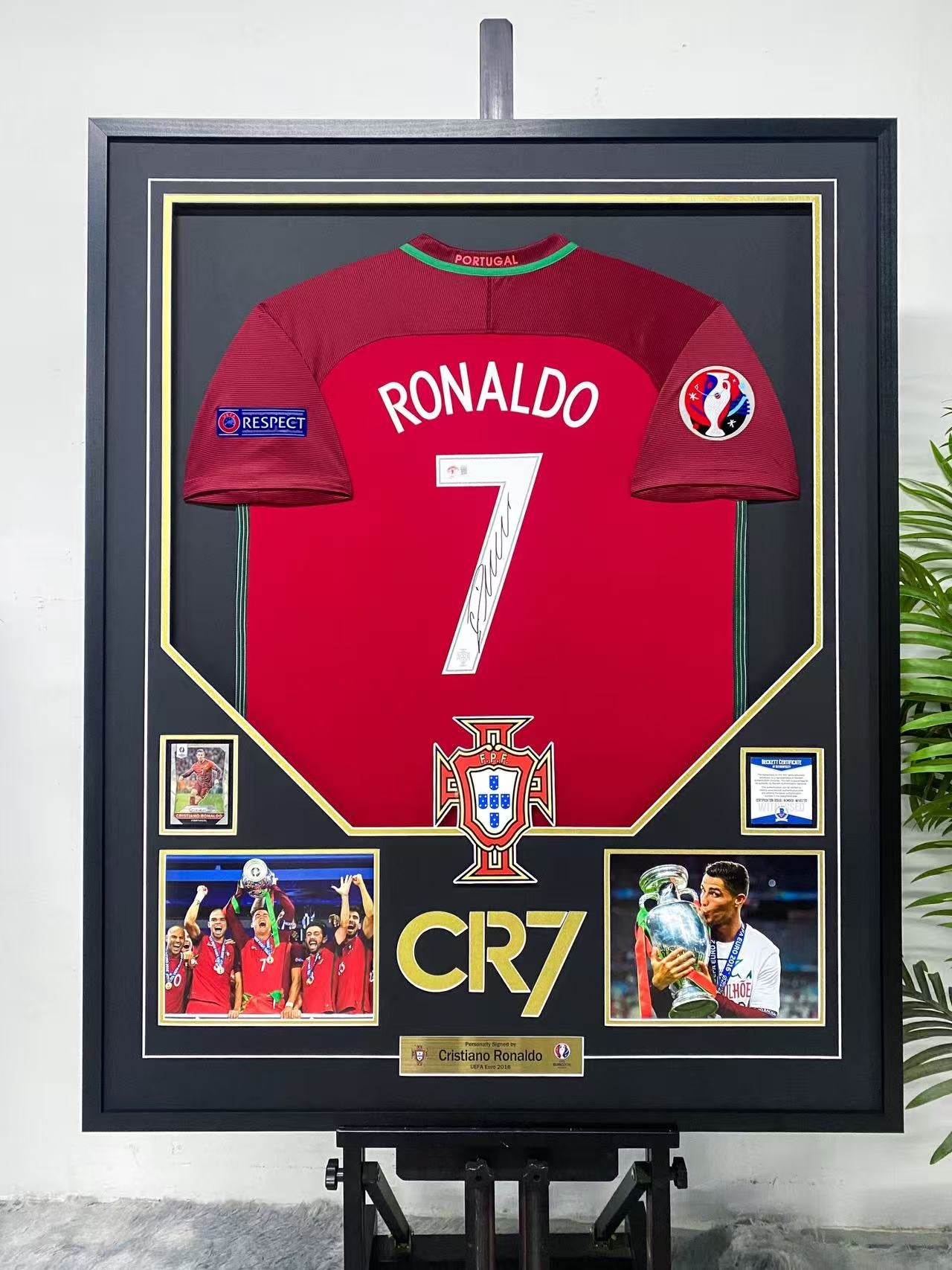 Cristiano Ronaldo Portugal Jersey Framing 000153