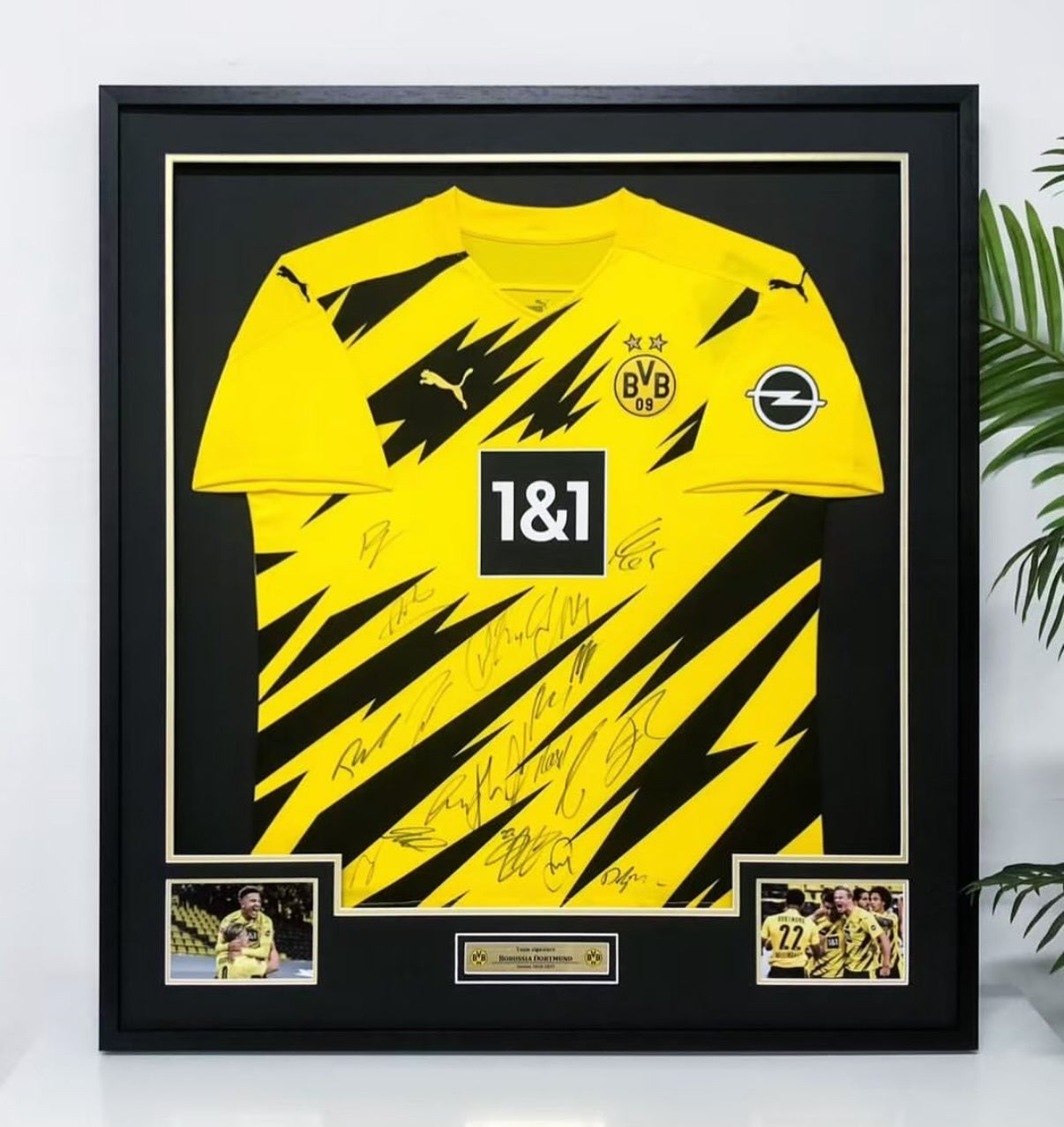 Borussia Dortmund  Autographed Jersey with Personalized Custom Design Framed 00002
