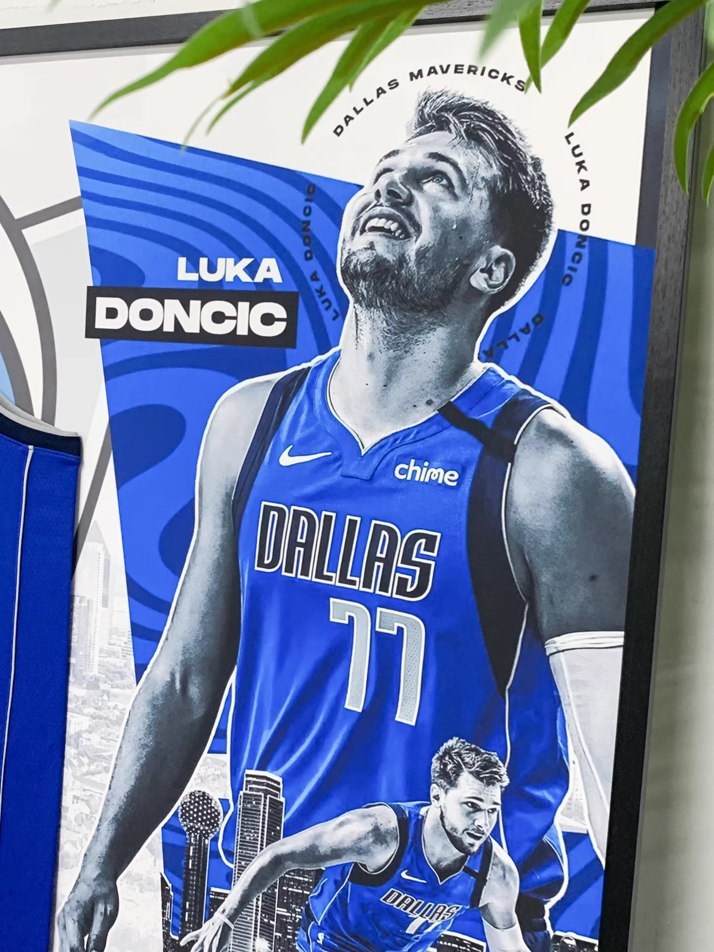 Dallas Mavericks Luka Doncic Autographed Jersey with Personalized Custom Design Framed 00009