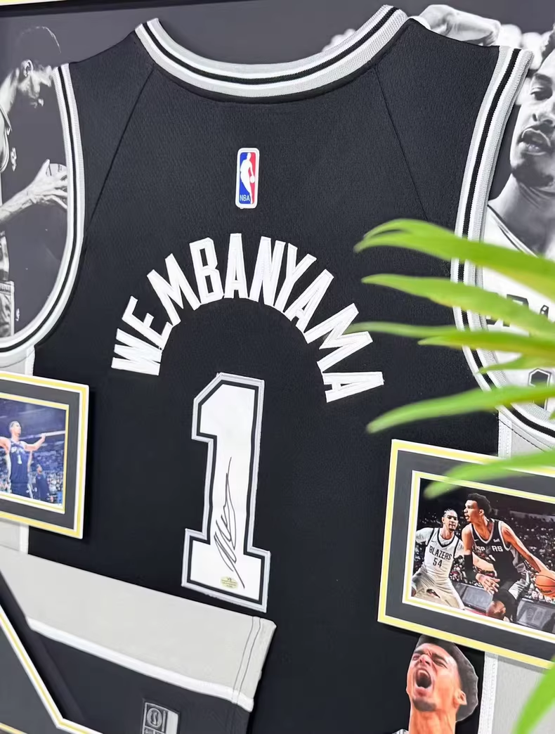 San Antonio Spurs Wembanyama Autographed Jersey with Personalized Custom Design Framed 00001