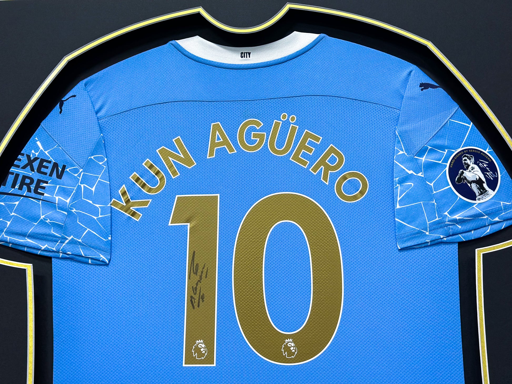 Manchester City FC KUN Agüero DE BRUYNE Autographed Jersey with Personalized Custom Design Framed 00018
