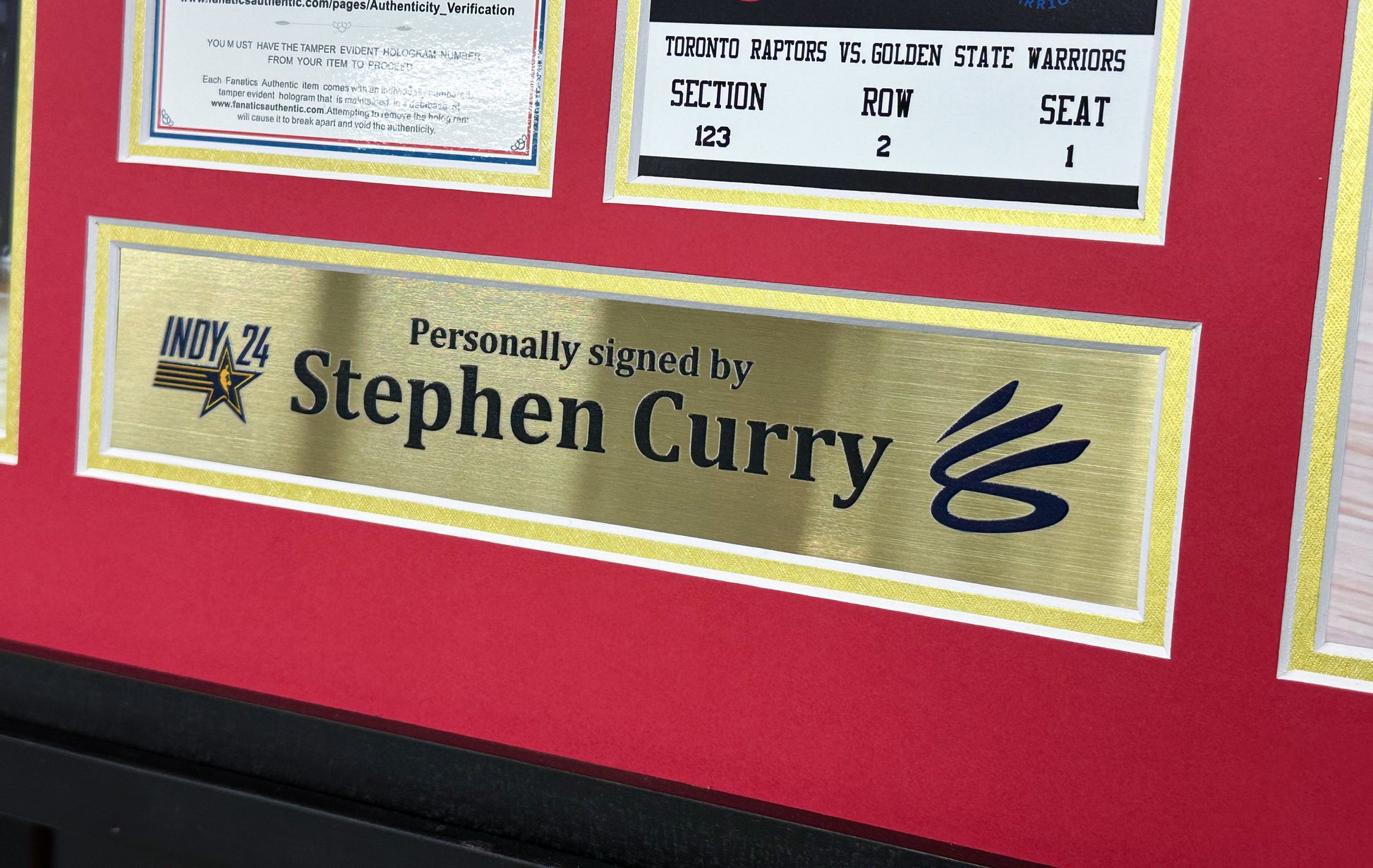 Golden State Warriors Stephen Curry Autographed Jersey with Standard Design Framed000015