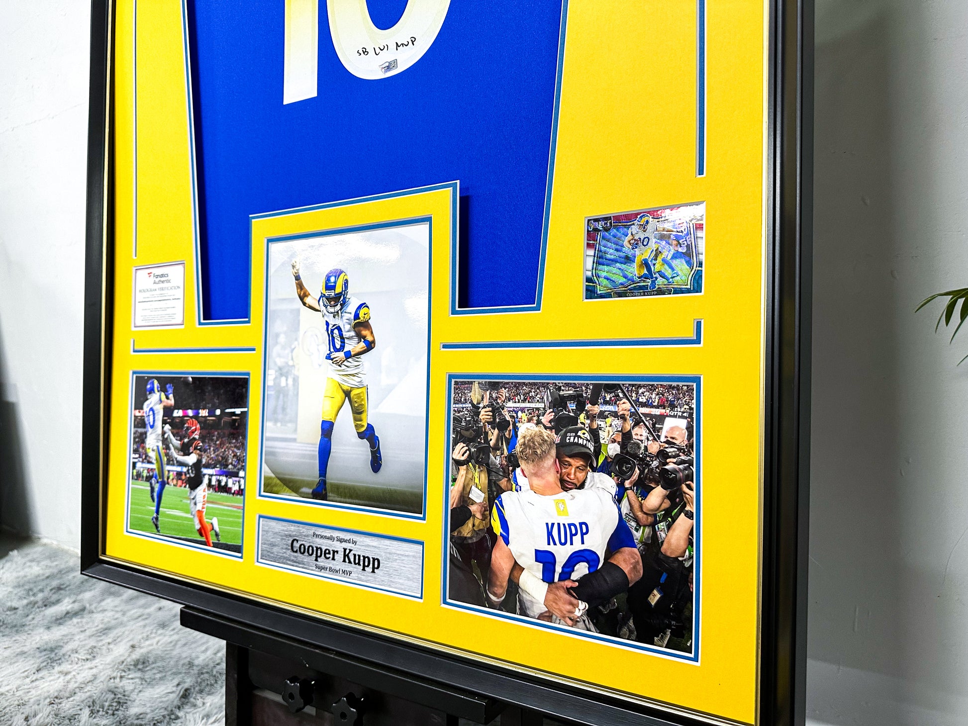 NFL Los Angeles Rams Cooper Kupp Signed Jersey Personalized Framed Display 000061