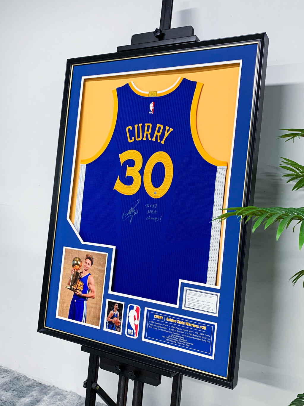 Golden State Warriors Stephen Curry Autographed Jersey with Personalized Custom Design Framed 000017