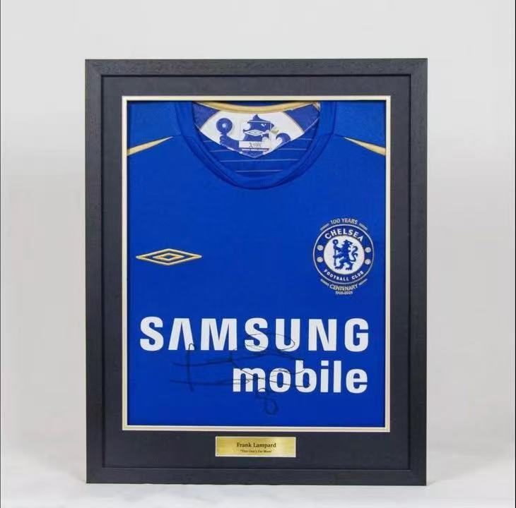 Chelsea FC Eden Hazard Autographed Jersey with Classic Design Framed 00017