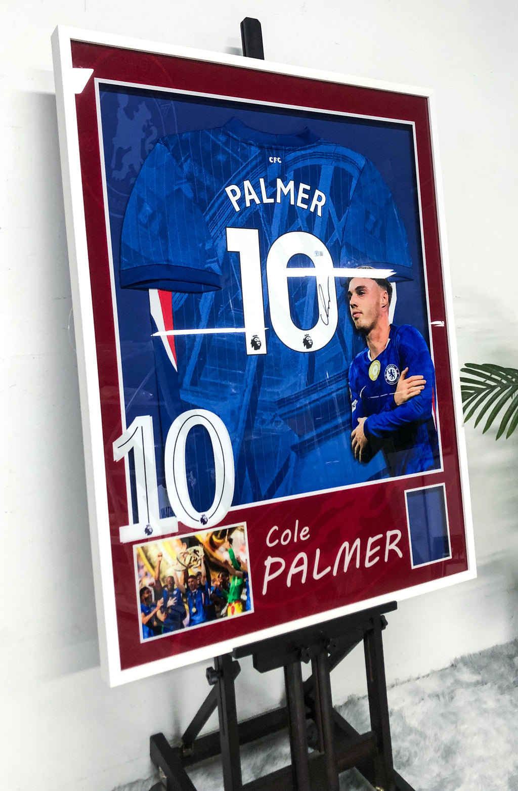 Chelsea FC Cole Palmer Autographed Jersey with Classic Design Framed 00020